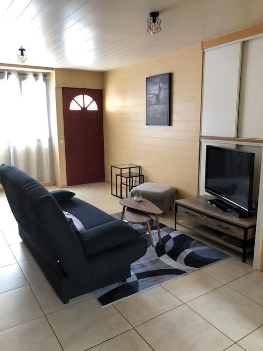 Charmant T3 Calme Et Accueillant Pollestres Exteriör bild