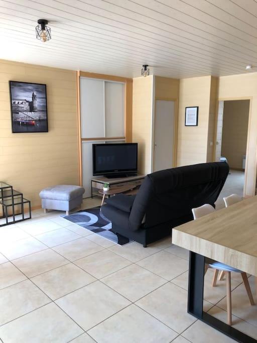 Charmant T3 Calme Et Accueillant Pollestres Exteriör bild