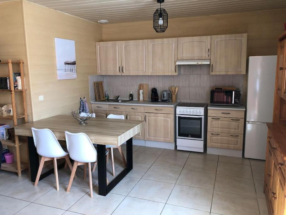 Charmant T3 Calme Et Accueillant Pollestres Exteriör bild
